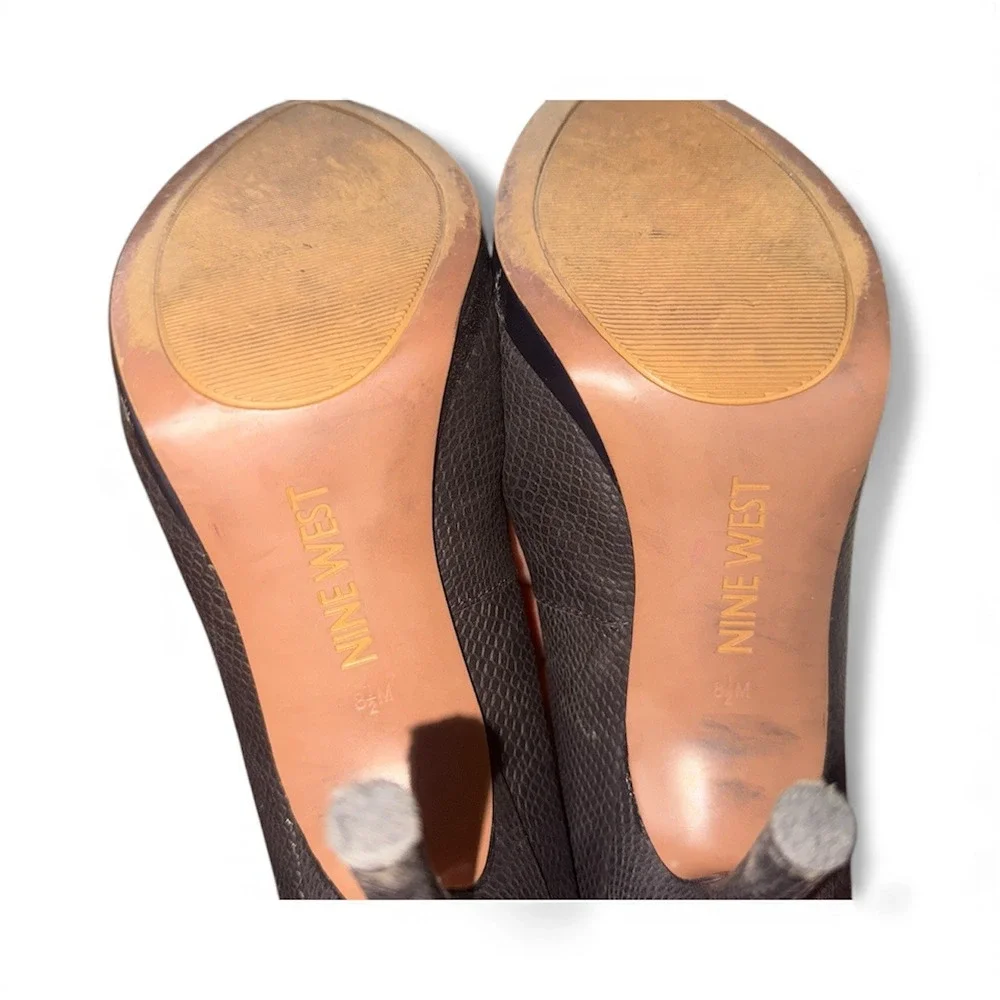 Nine West Women's Black Embossed Leather Pointed Toe High Heel‎ Pumps Size 8 5M